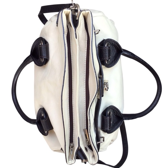 Italian 🇮🇹 Leather Bag - Picture 8 of 16